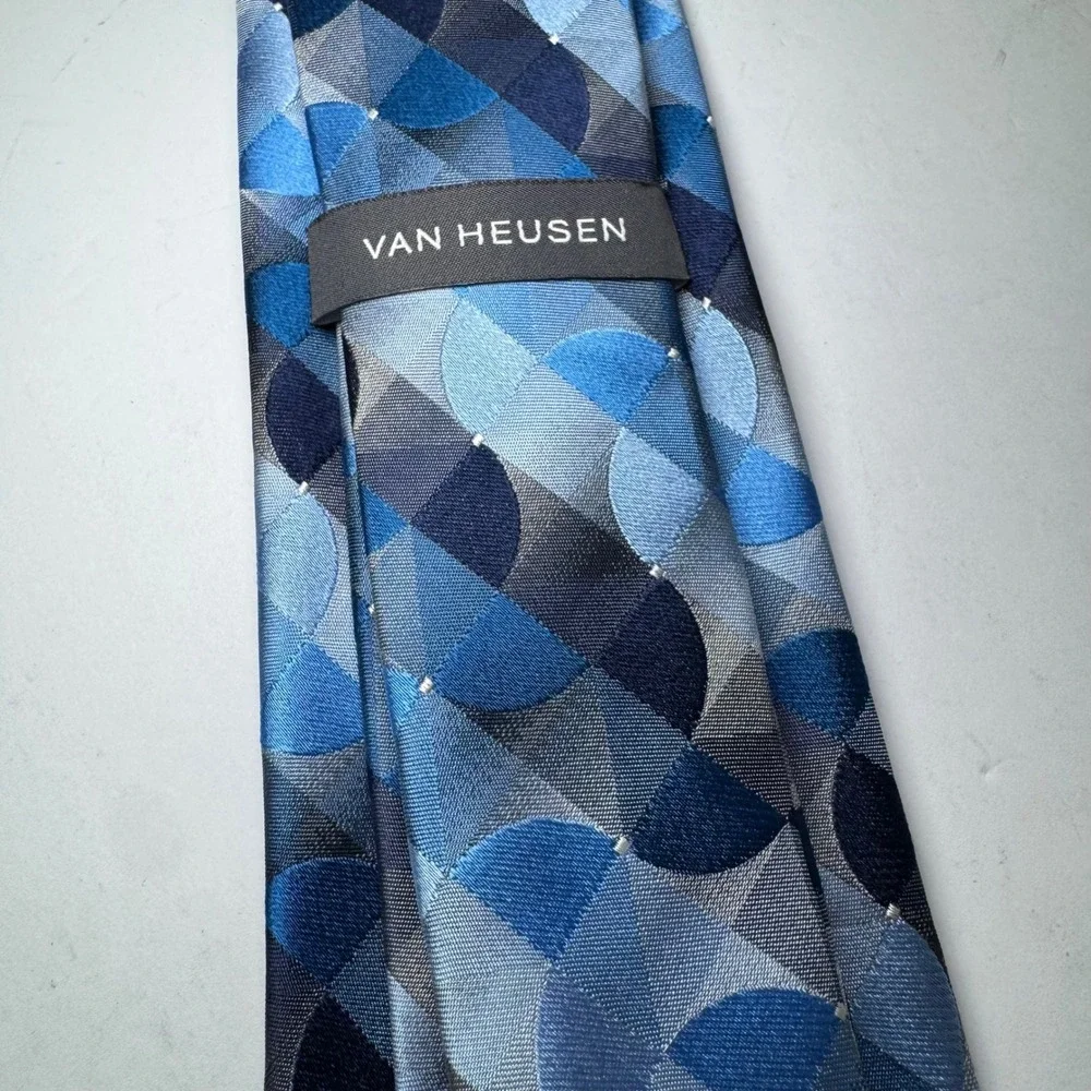 Van Heusen elevate your